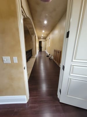 {{ custom_values.service_4 }} in {{custom_values.area_7})