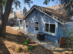 {{ custom_values.service_4 }} in {{custom_values.area_7})