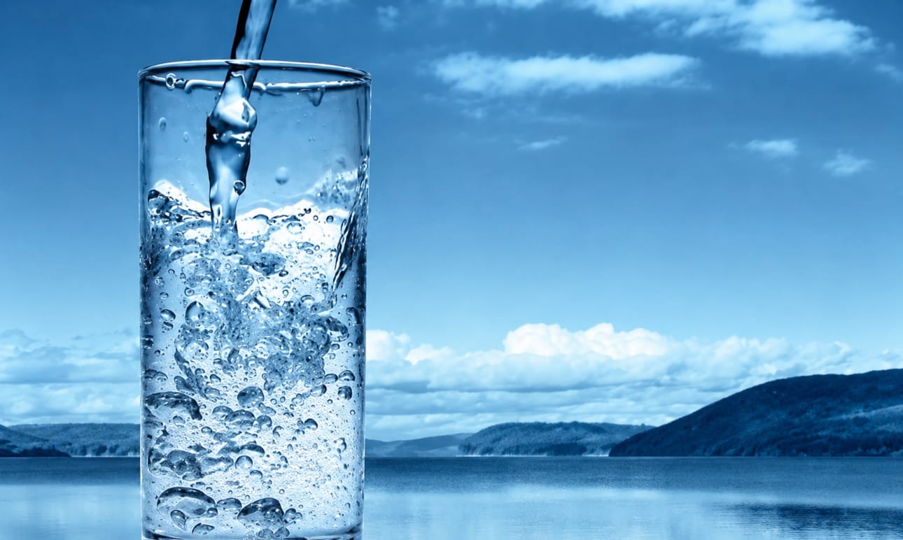 water drop image