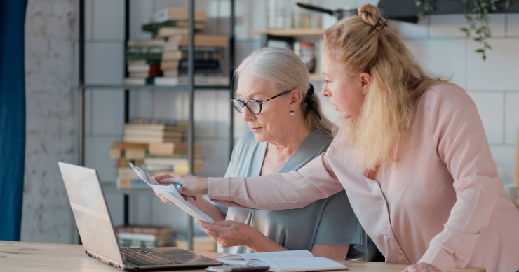 Financial advisor explaining how working affects Social Security retirement benefits. Financial advisor explaining how working affects Social Security retirement benefits.
