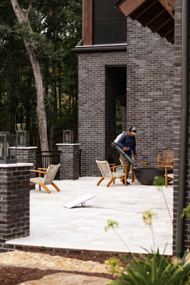 {{ custom_values.service_4 }} in {{custom_values.area_2})