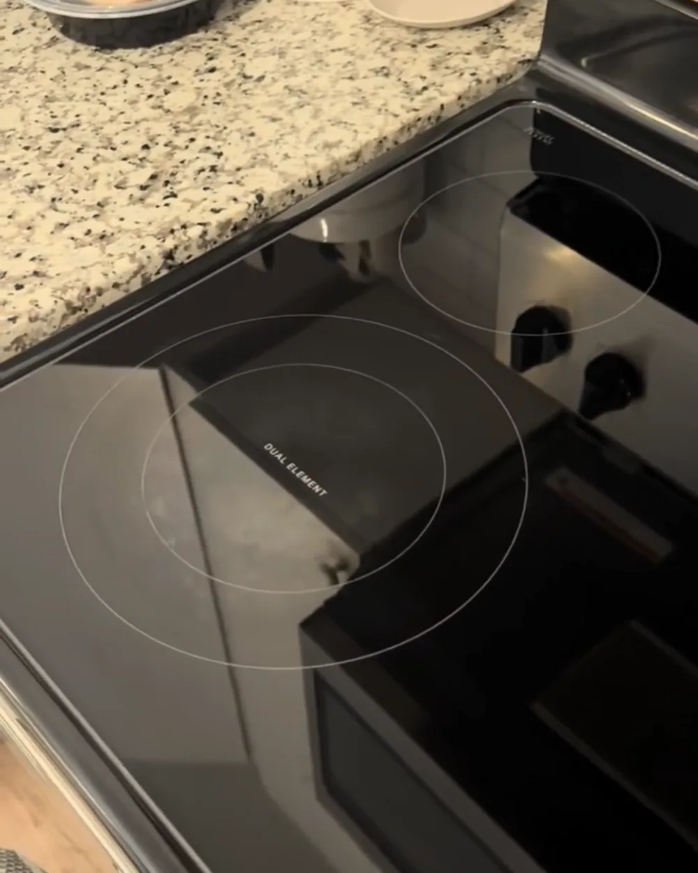 Same glass stovetop polished and residue-free after cleaning