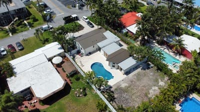 {{ custom_values.service_4 }} in {{custom_values.area_2})