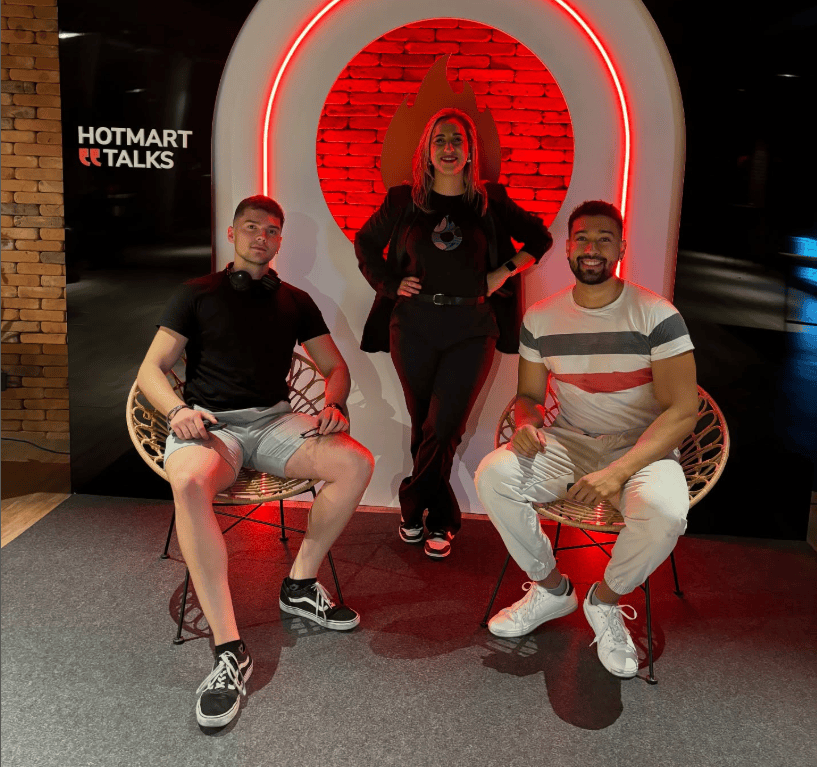 Juan Diego y Aythami en evento Hotmart