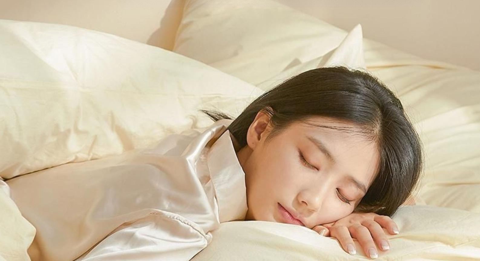 Woman receiving TaraBliss Sleep Reset Treatment