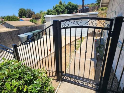 Fallbrook Vinyl Fencing