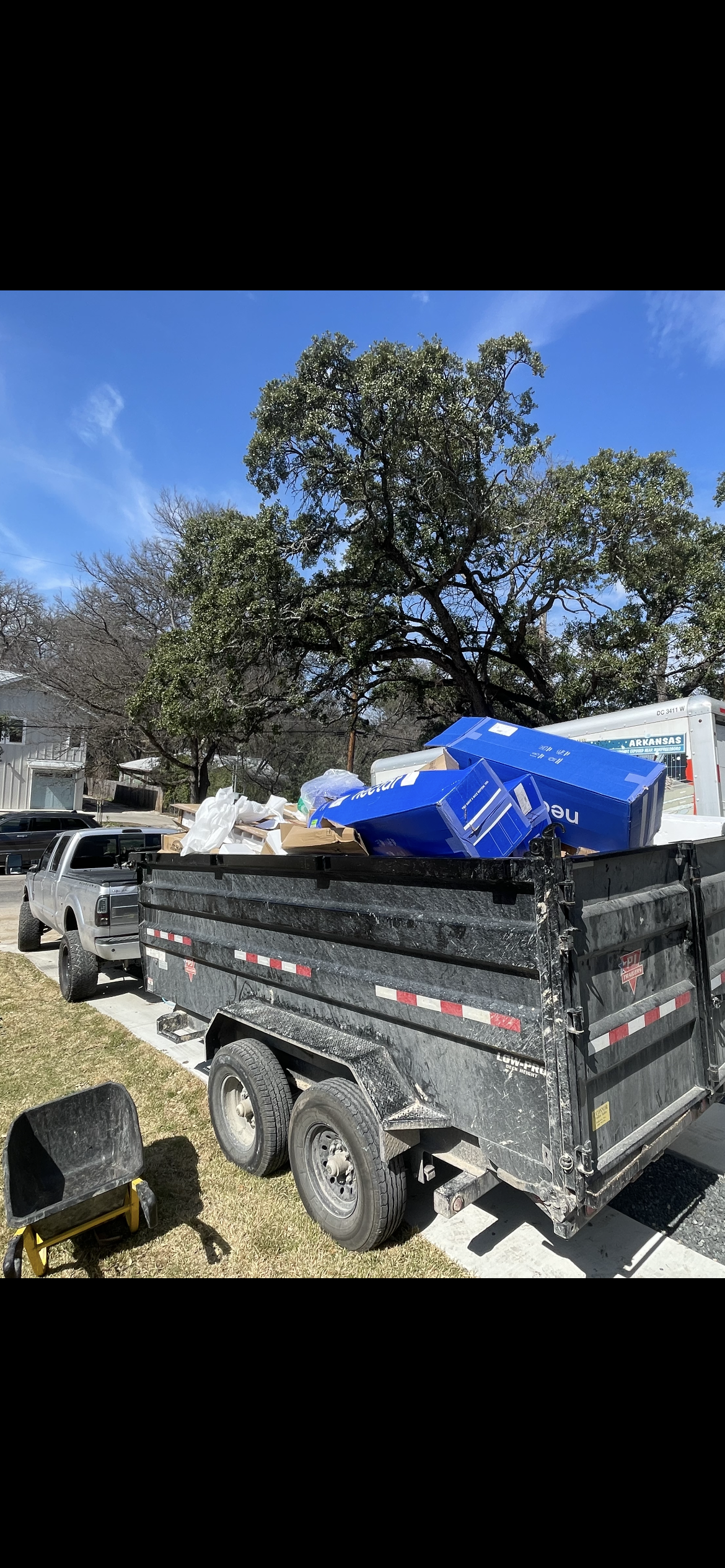 Dump trailer rental in Liberty Hill, TX