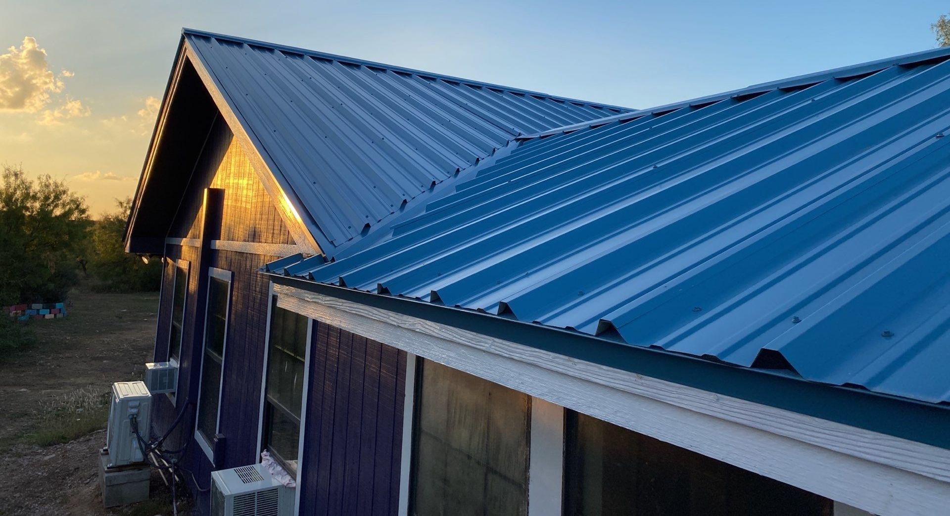 A roof with a lot of shingles on it