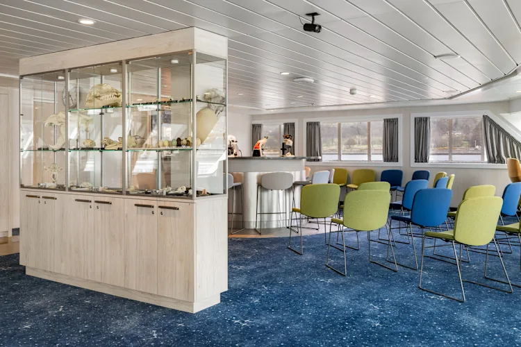 MS Spitsbergen Science Centre