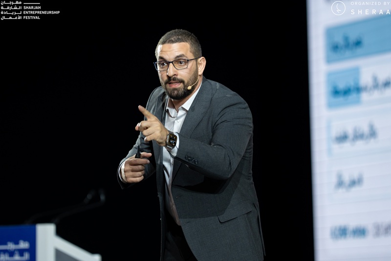 كريم إسماعيل أمام الجمهور