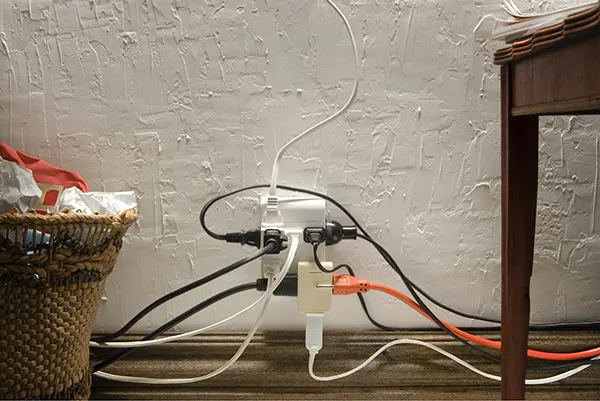 8 Charging Mistakes That Increase Lithium Battery Fire Risk