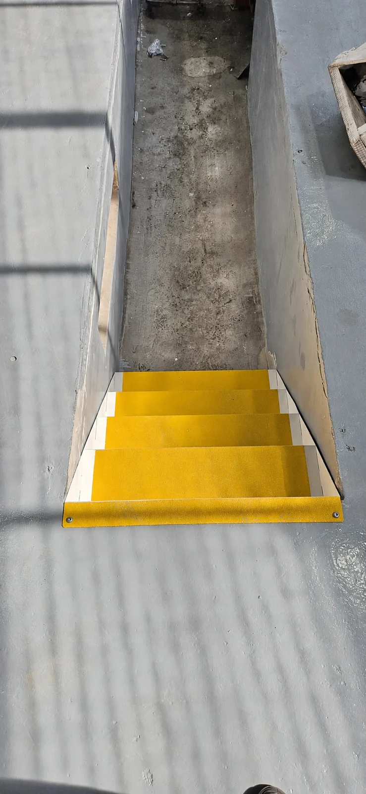 Yellow stairs detail