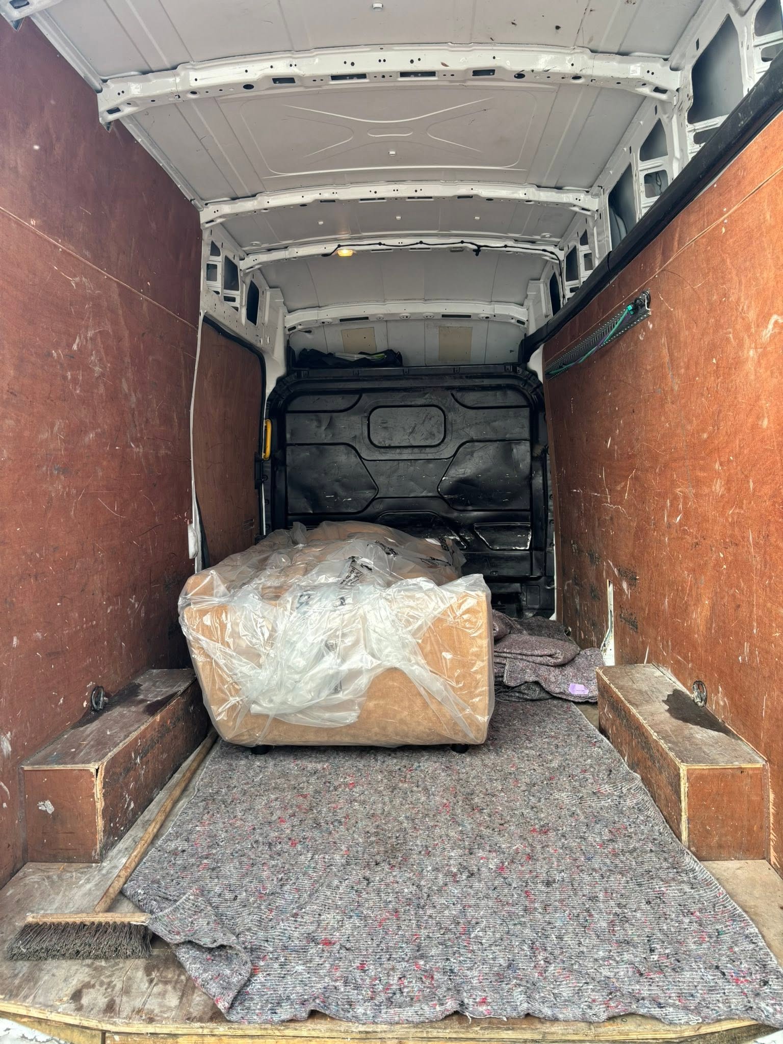 Discover Movers single item removals and collection dundee