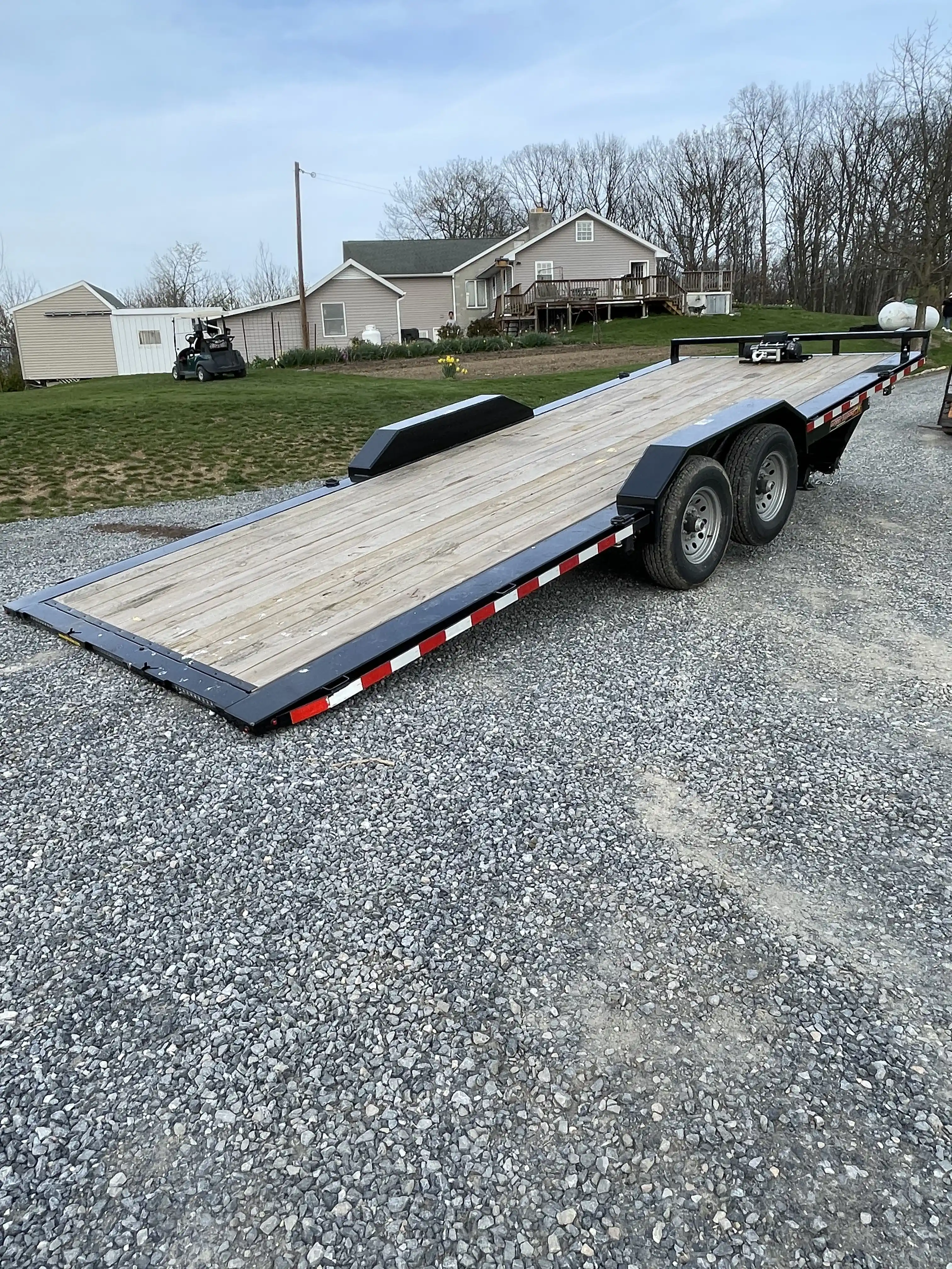 Car tilt trailer rental in Chambersburg, PA