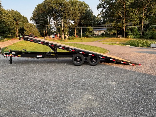 24 foot tilt deckover trailer rental in Chambersburg, PA