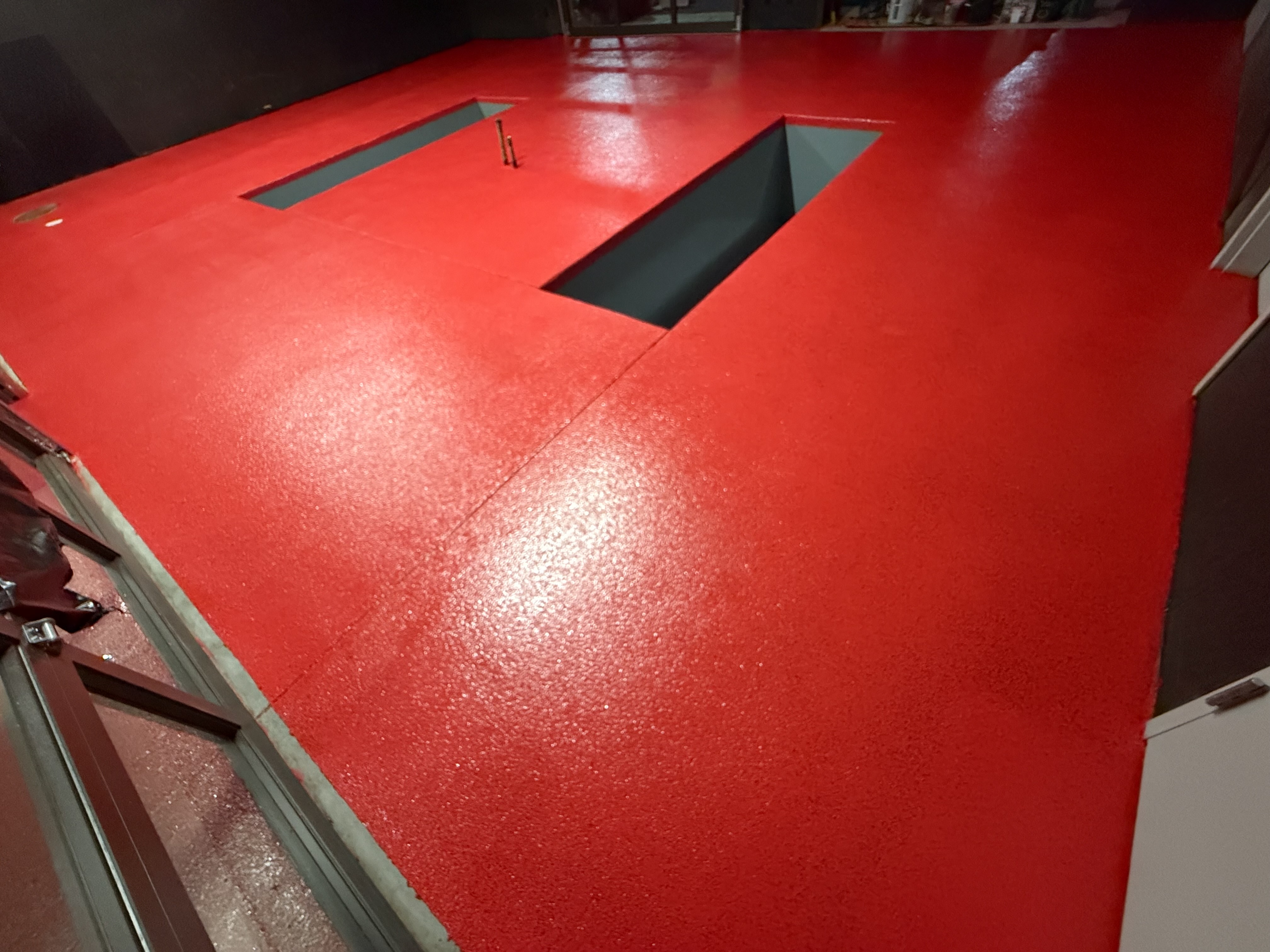 Custom colored flake commercial floor at Take 5 Oil Change in Odessa Texas