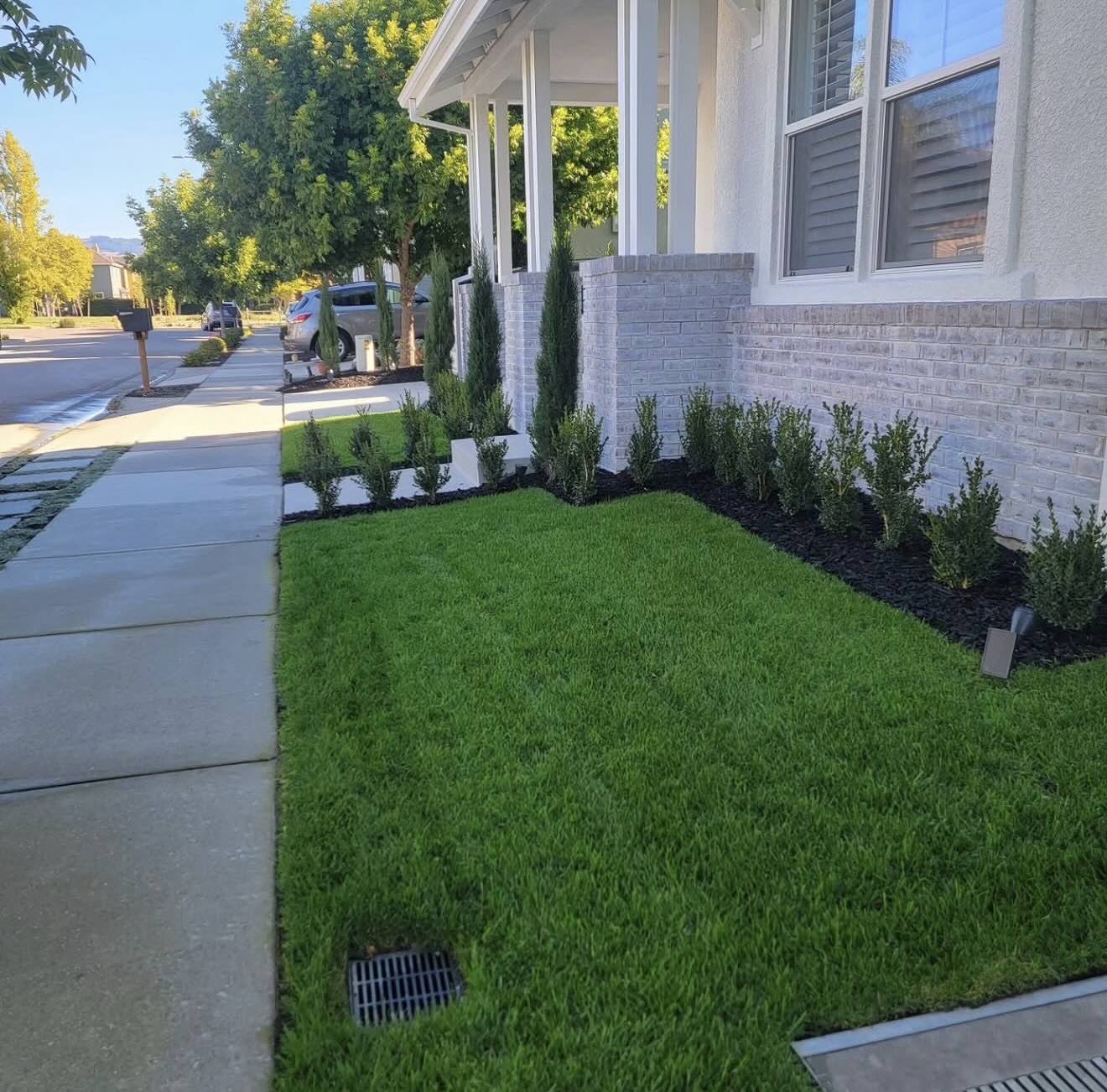 Landscape maintenance residential by RE Landscape Sonoma