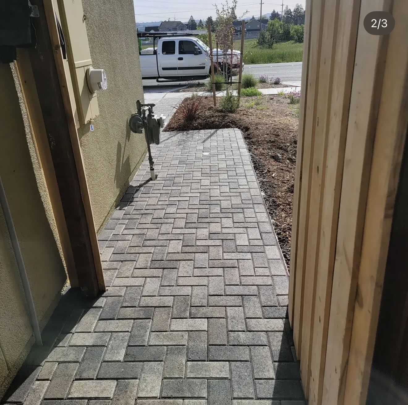 Paver walkway by RE Landscape Sonoma