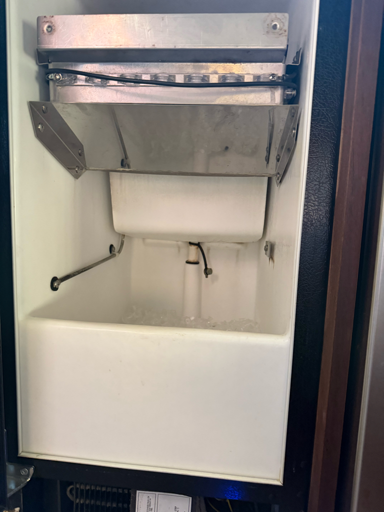 Viking Undercounter Ice Maker repair in Hinsdale