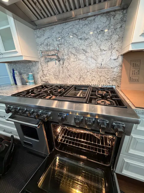 Viking Professional range repair in Milton