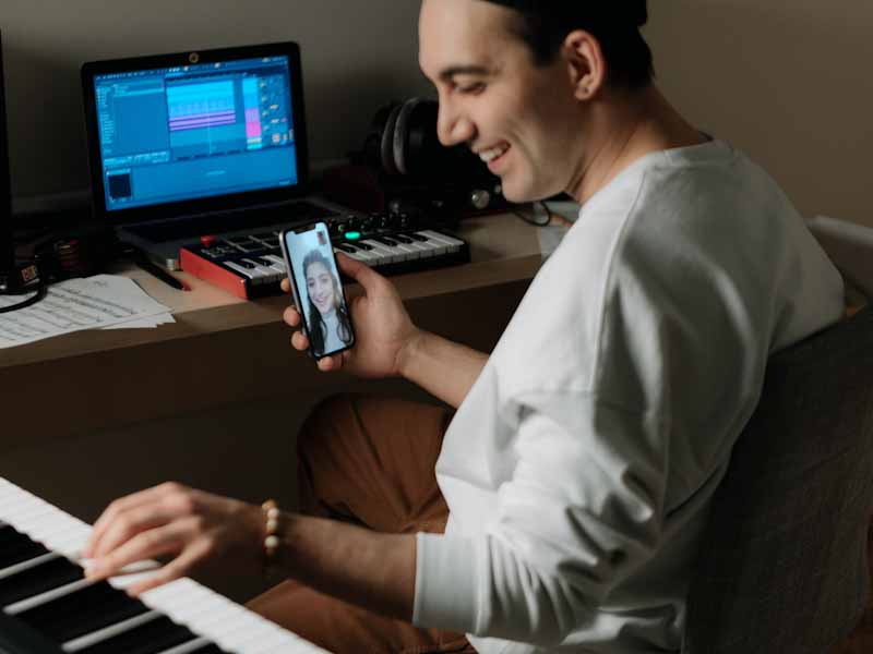 Piano lesson scene 1