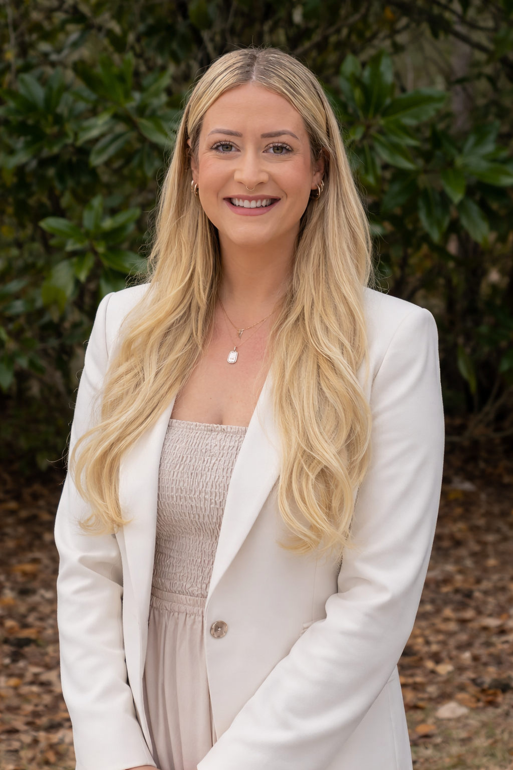 Tiffany, event consultation host