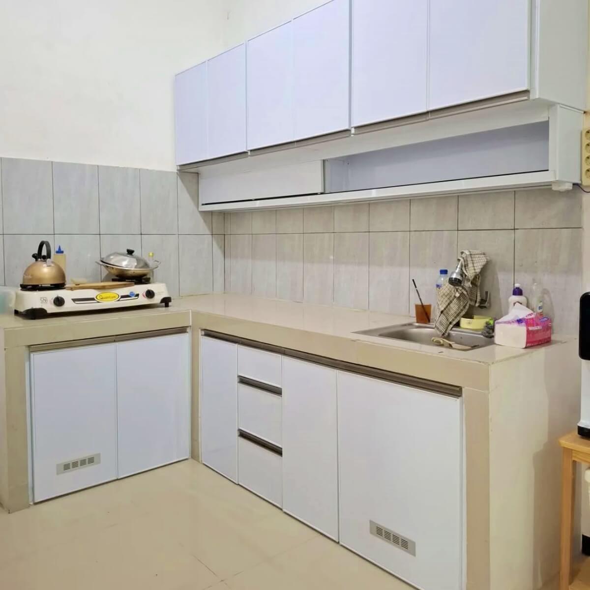 Kitchen set aluminium minimalis sederhana