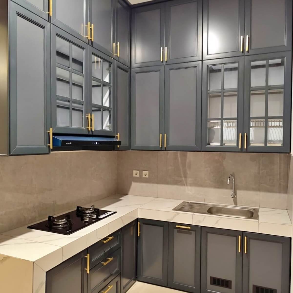 Kitchen set aluminium minimalis abu-abu