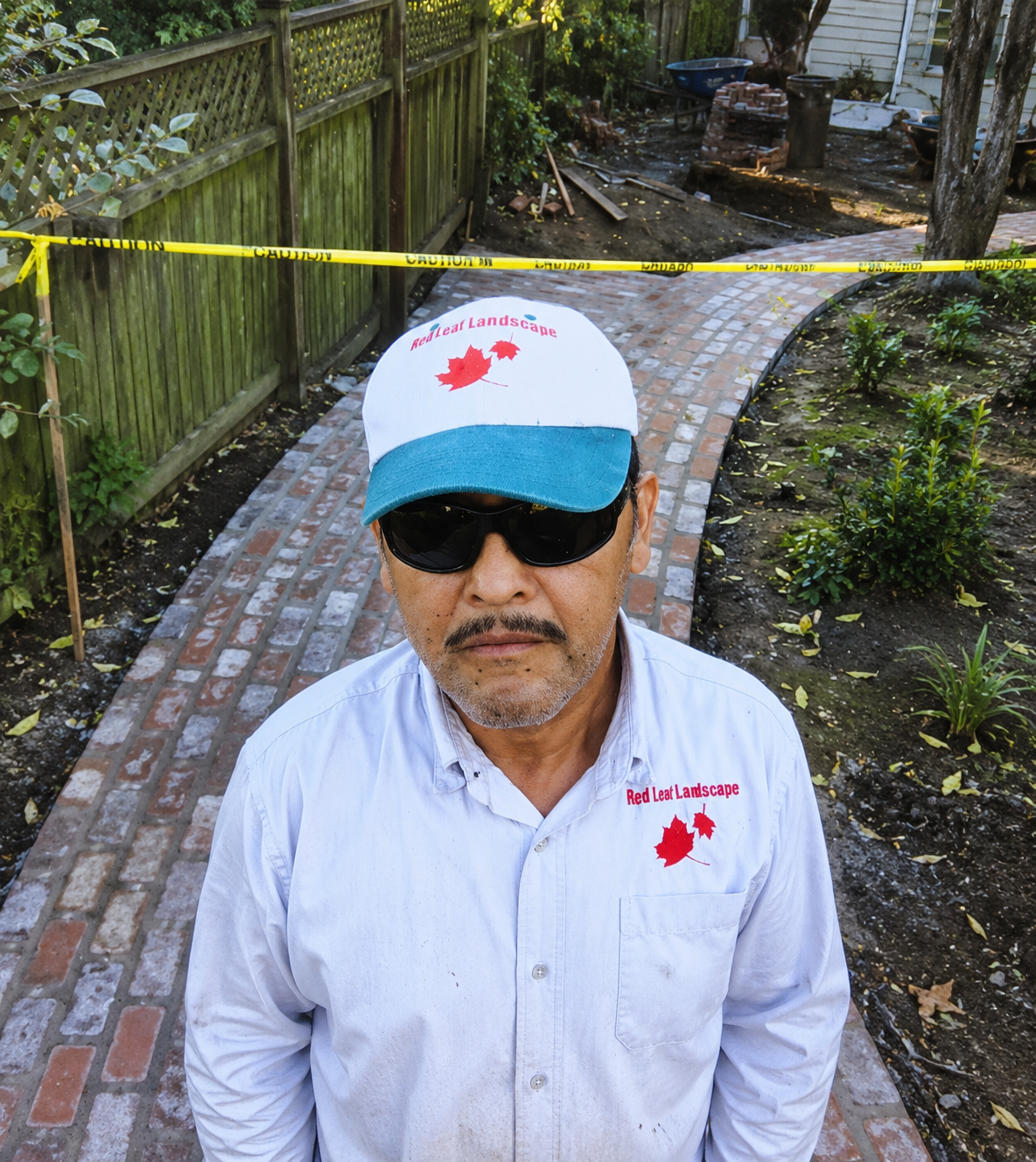 Red Leaf Landscaping Professional