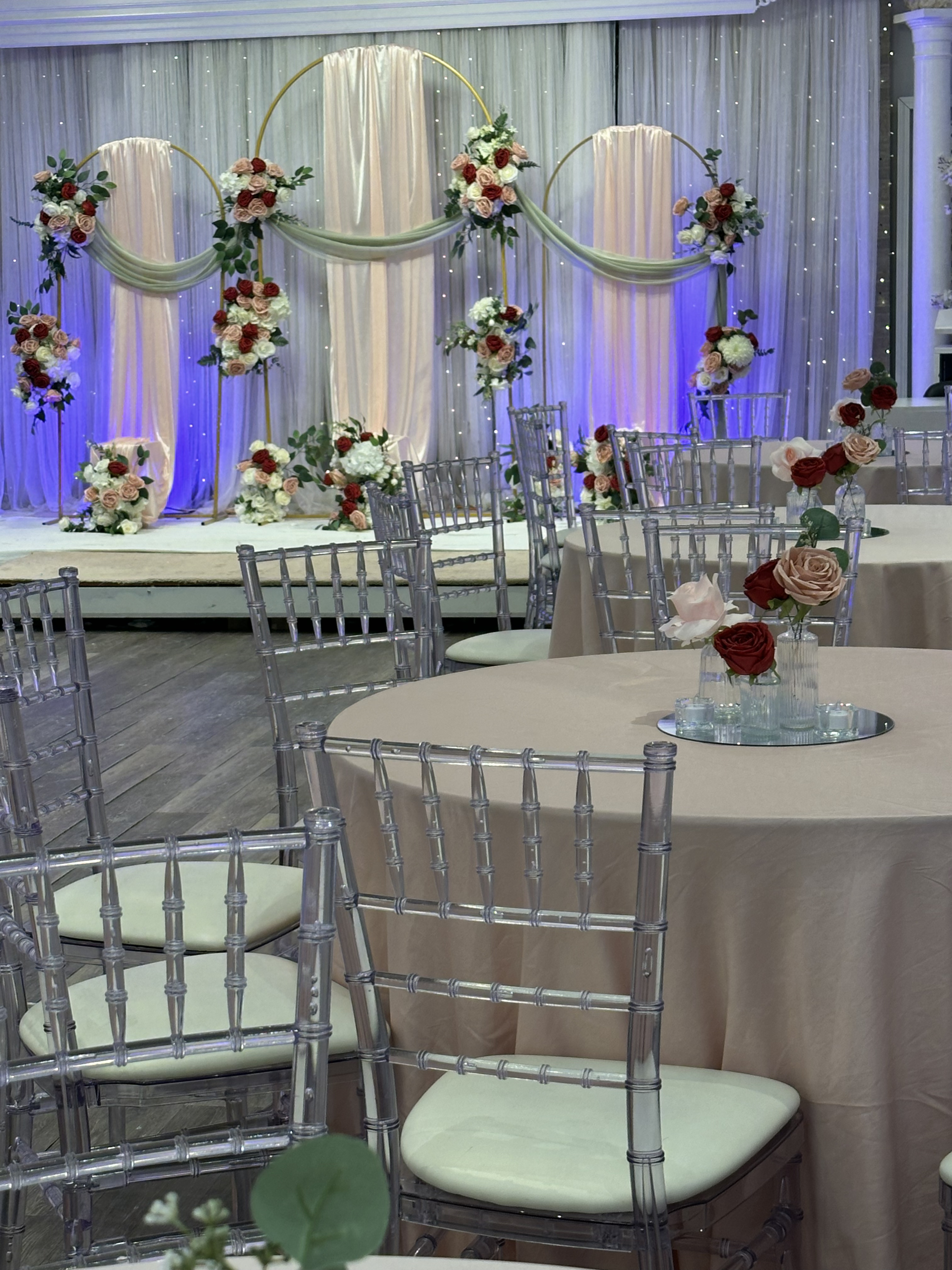 Lafiesta Hall dining tables