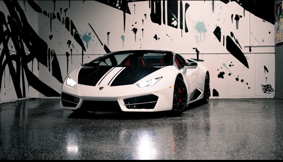 White Lamborghini Huracan Spyder front