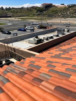 {{ custom_values.service_2 }} in {{custom_values.area_3})