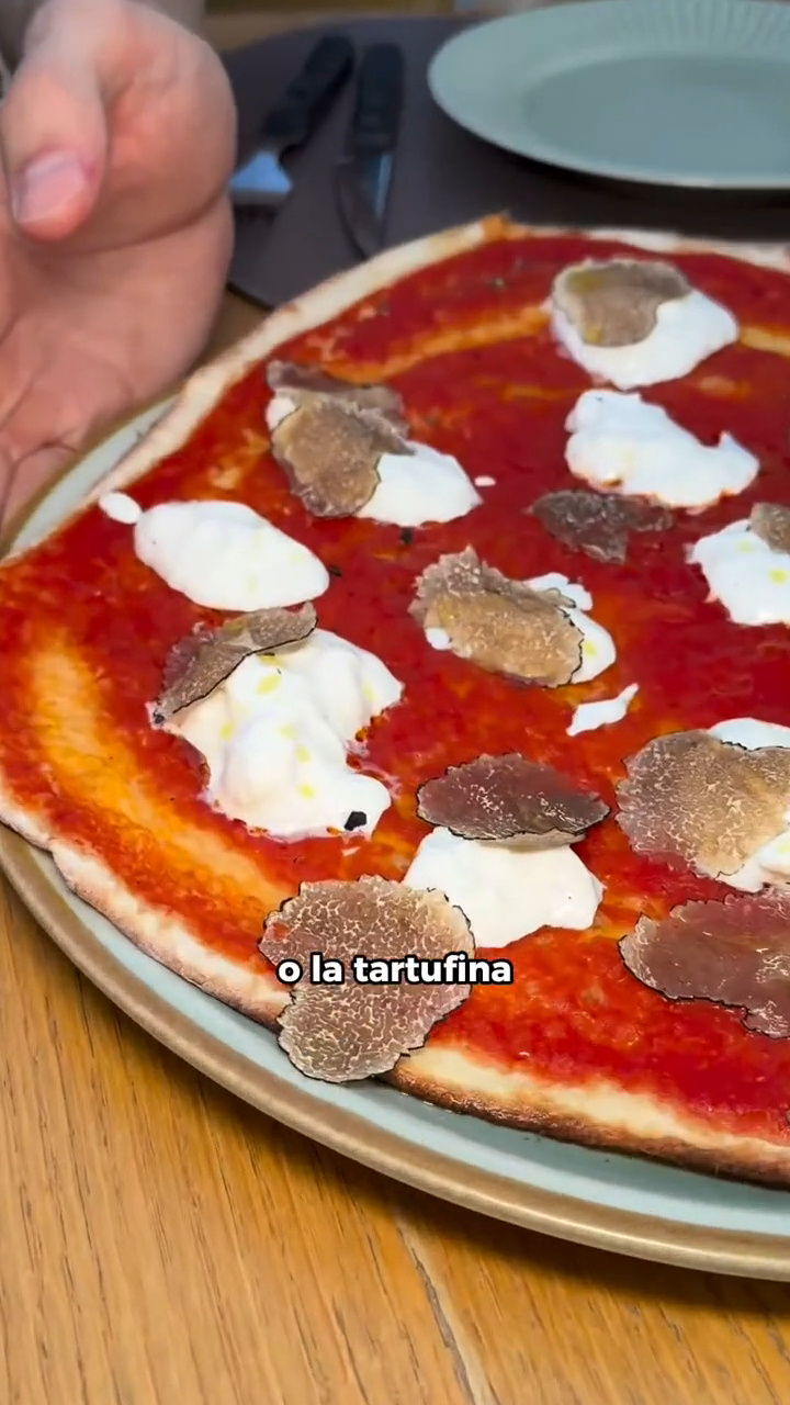 Anteprima video Mani in Pasta