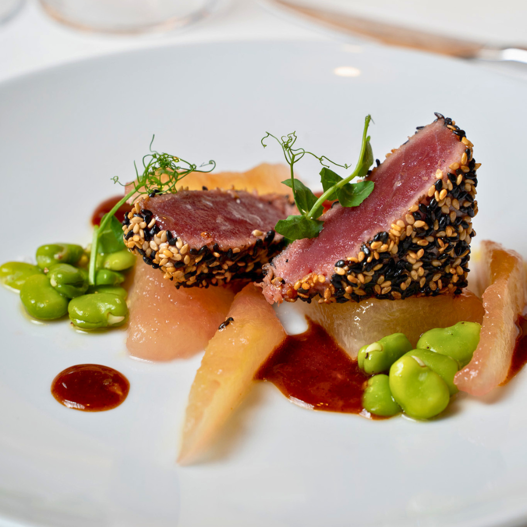 Tataki di tonno in crosta di sesamo