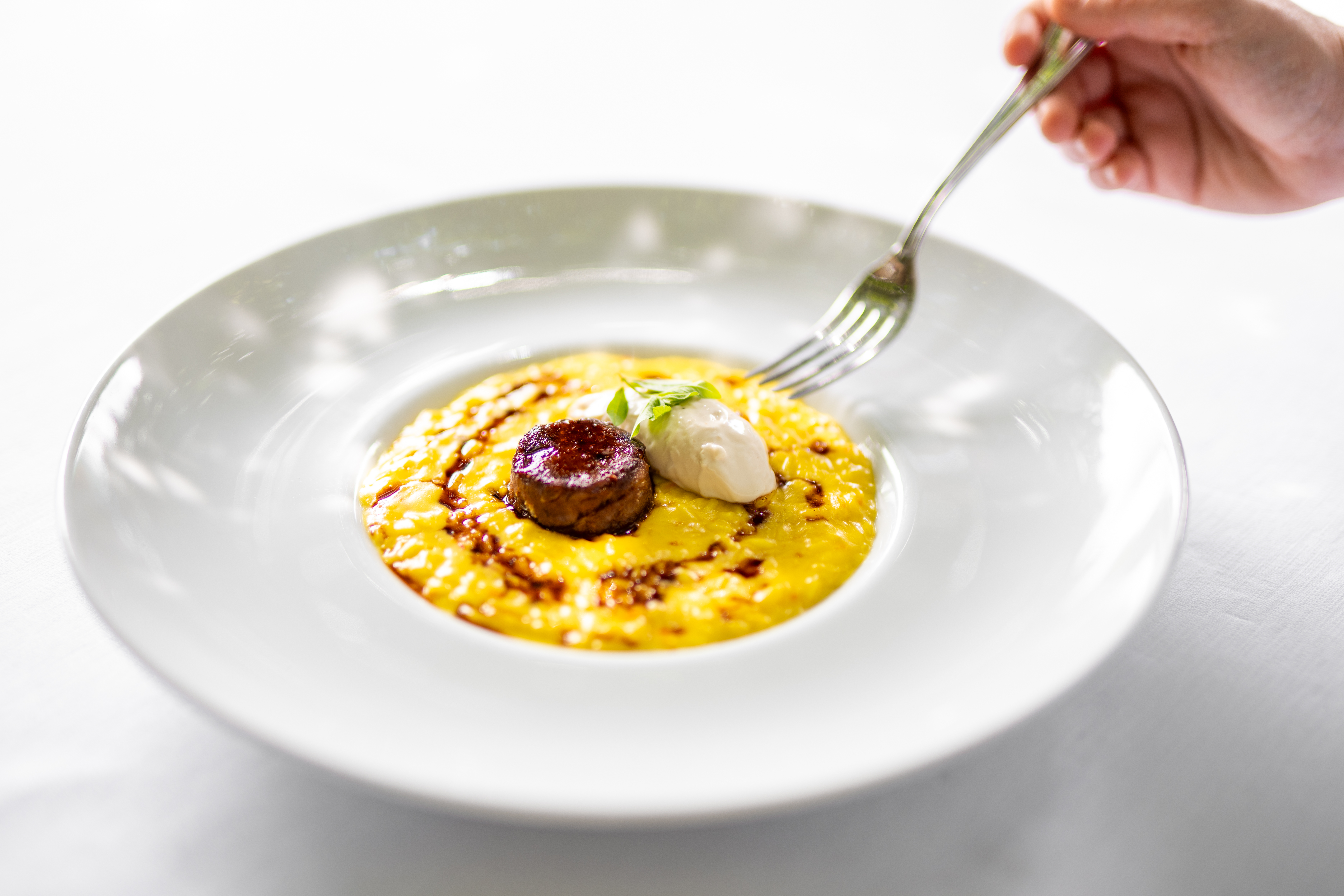 Piatto rifinito con cura dalla cucina