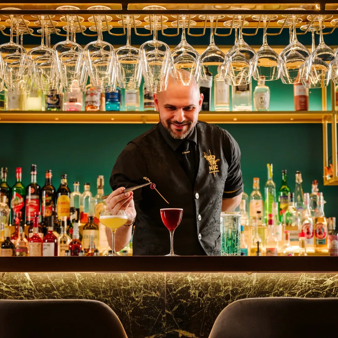Sushi, cocktail e atmosfera dell’evento Apex da Botanic
