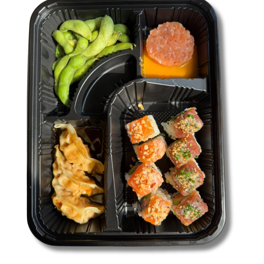 MU Uramaki Box con uramaki, tartare, gyoza ed edamame