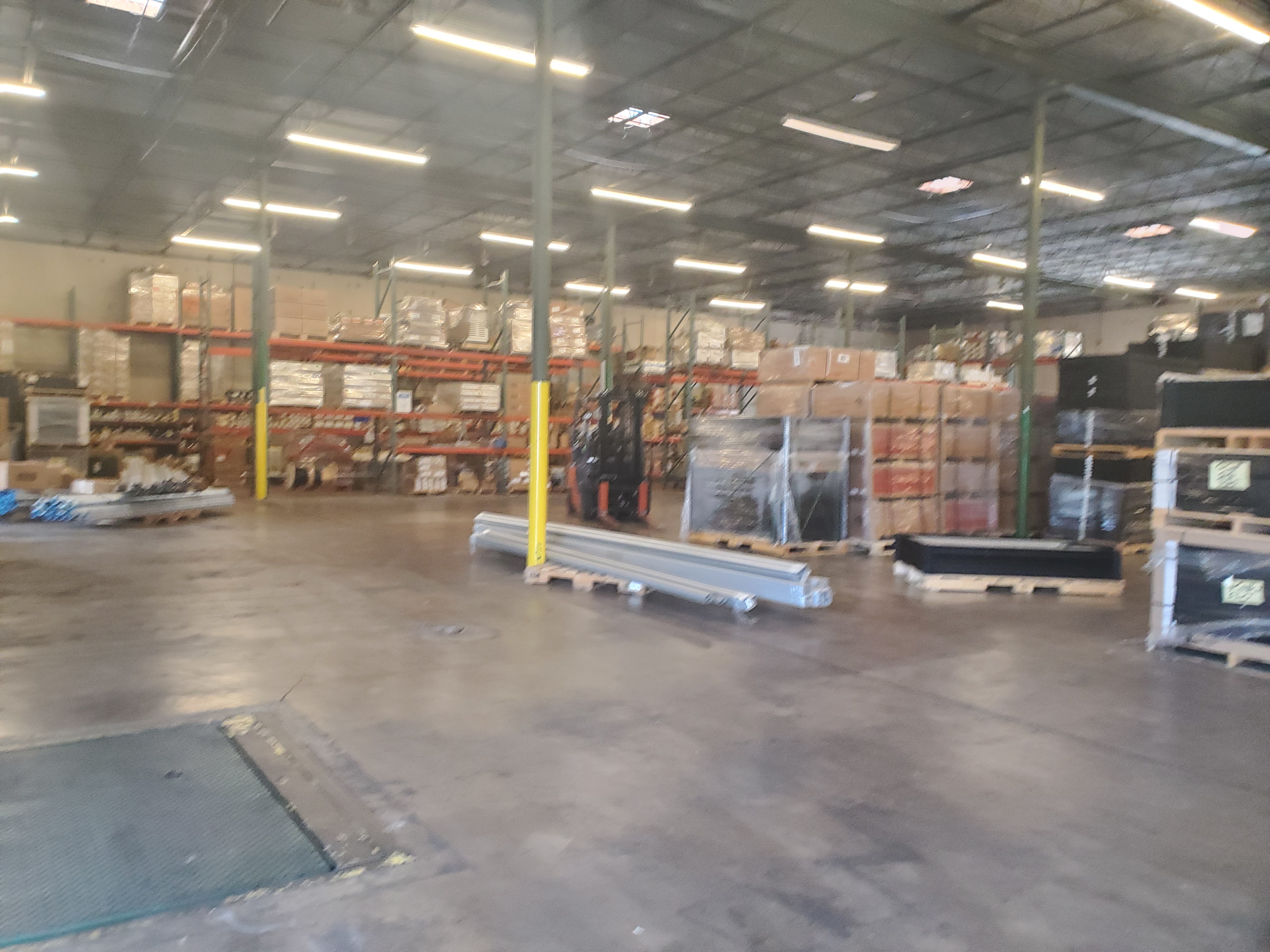 Wimberley Solar and RKG Roofing visit Titan Solar Power. Titan Solar Power is one of Wimberley Solar's proud partners in bringing solar to the Wimberley, Texas community.