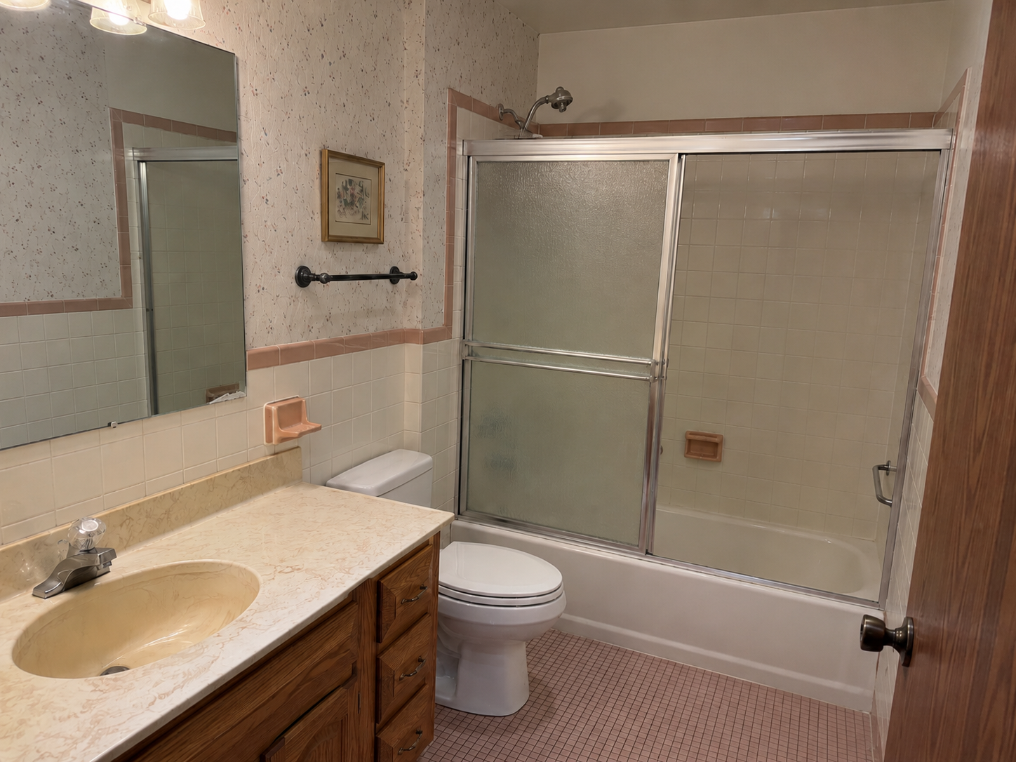 Bathroom before remodel