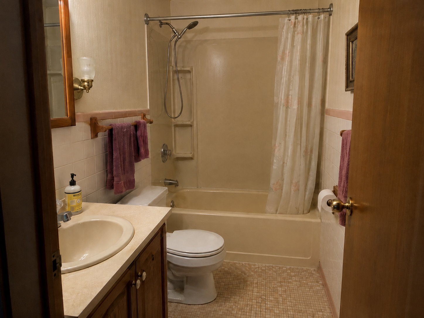 Bathroom before remodel