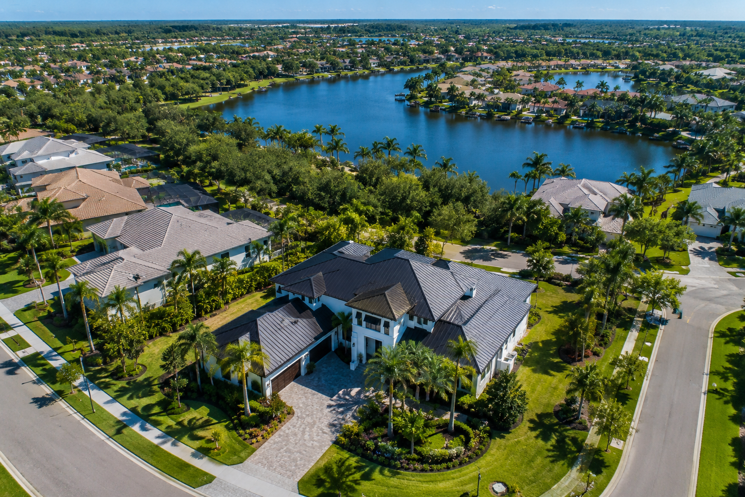 Aerial view of a Florida property