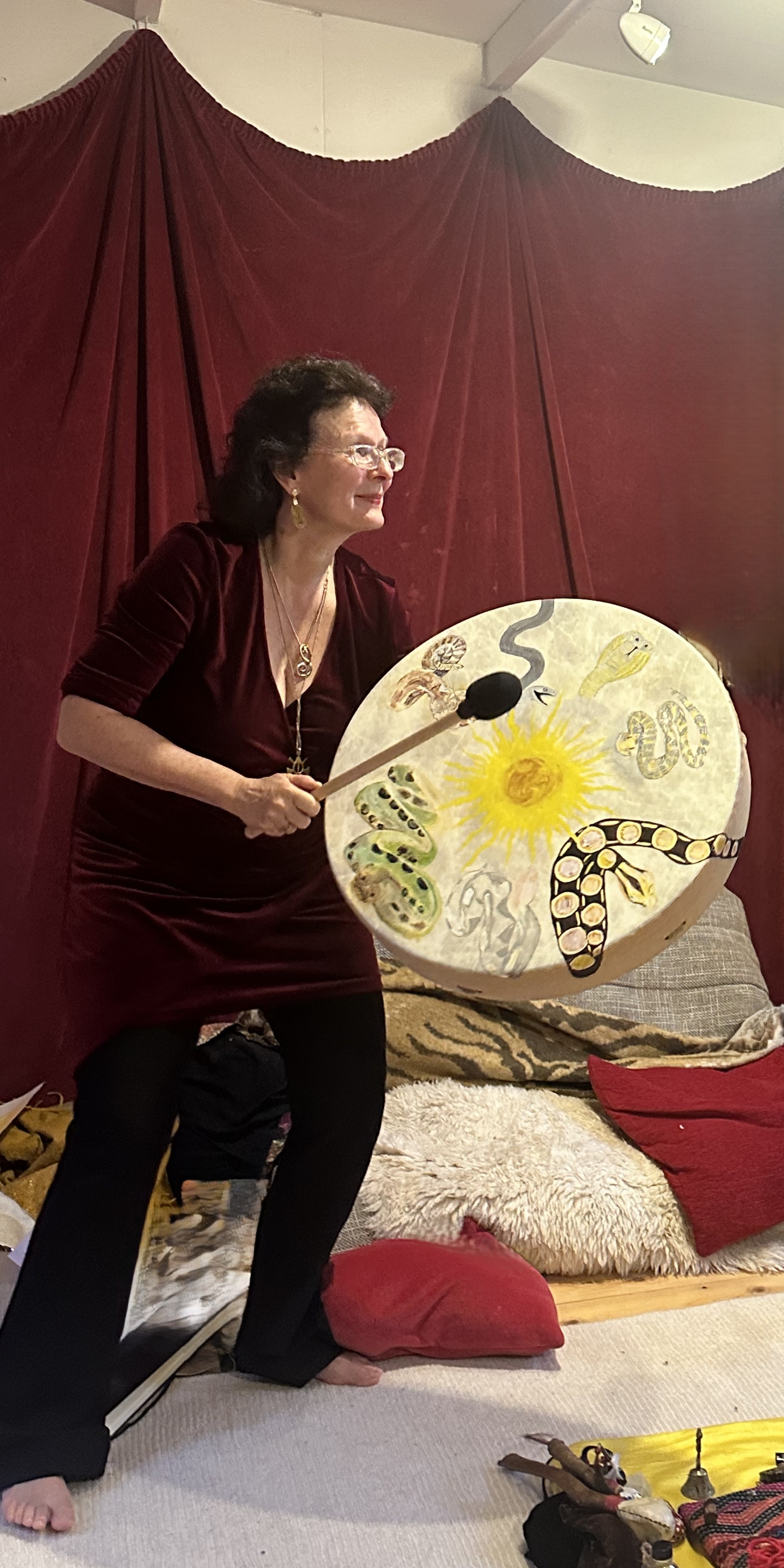 Eva Weaver from Alchemy of worlds