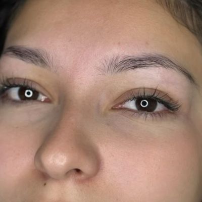 Diseño de Cejas Antes