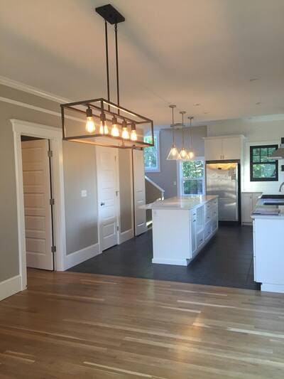 {{ custom_values.service_1 }} in {{custom_values.area_3})