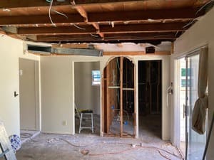 {{ custom_values.service_4 }} in {{custom_values.area_4})