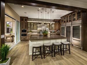 {{ custom_values.service_1 }} in {{custom_values.area_4})