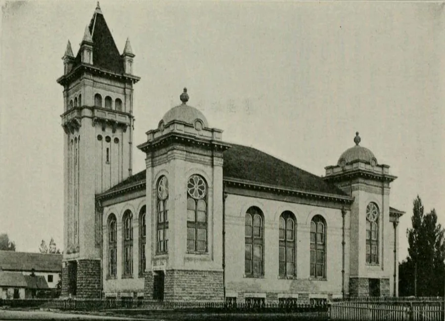 Historic photograph of the Lehi Tabernacle, published in 1913