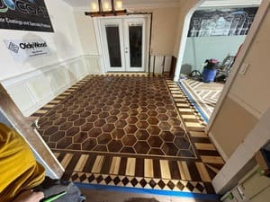 {{ custom_values.service_3 }} in {{custom_values.area_3})