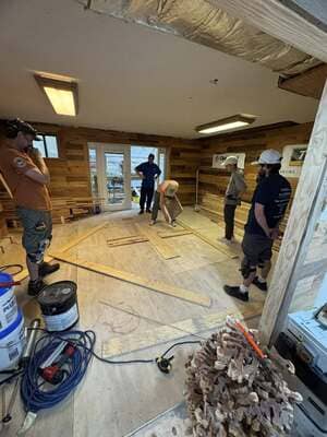 {{ custom_values.service_4 }} in {{custom_values.area_5})