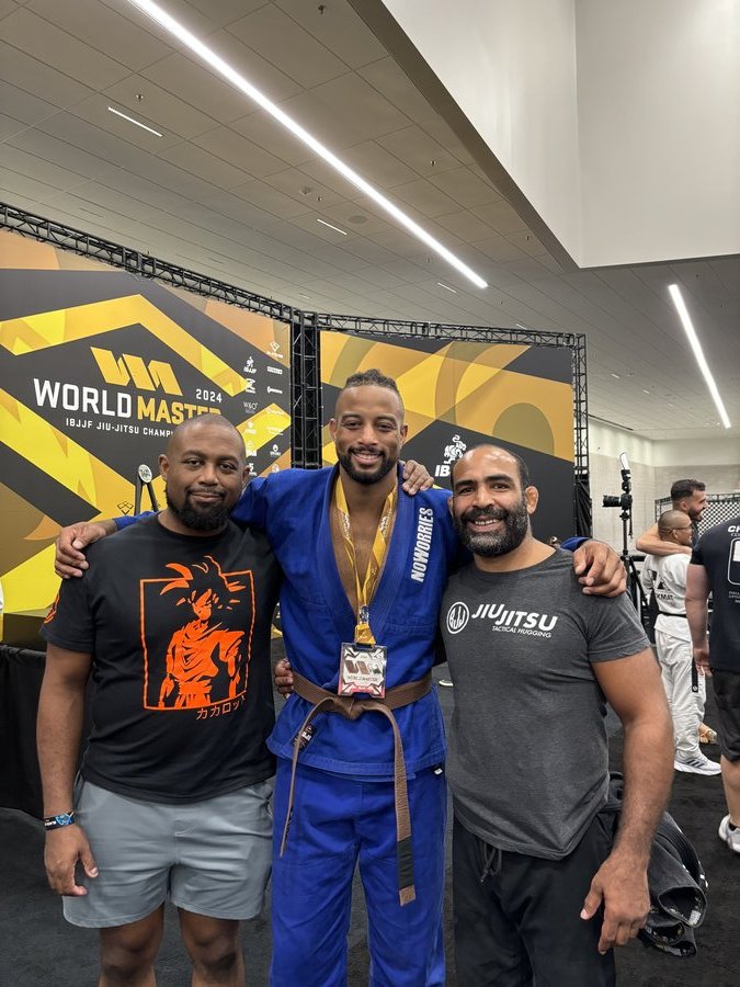 NoWorries Academy brown belt with silver medal at IBJJF World Master 2024